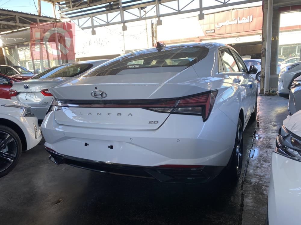 هیوندای ئەلەنترا